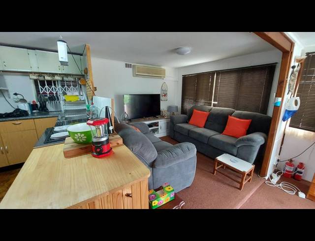 3 BEDROOM APARTMENT FOR SALE IN WIDENHAM